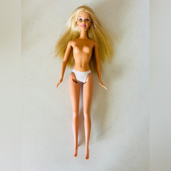 90s Vintage Barbie doll - Picture 4 of 12